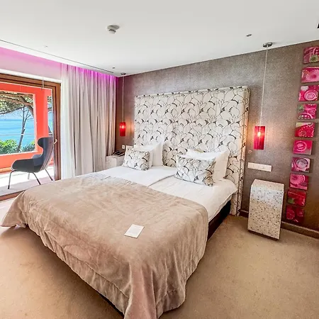 Hotel Boutique Vivenda Miranda 4*