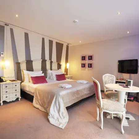 Boutique Vivenda Miranda 4* 라고스
